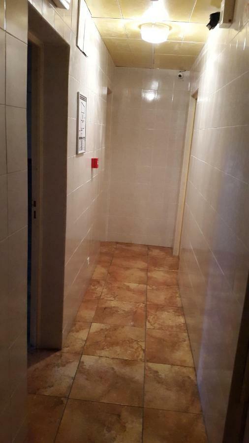 Hotel Cyrano Voltaire Paris Ngoại thất bức ảnh