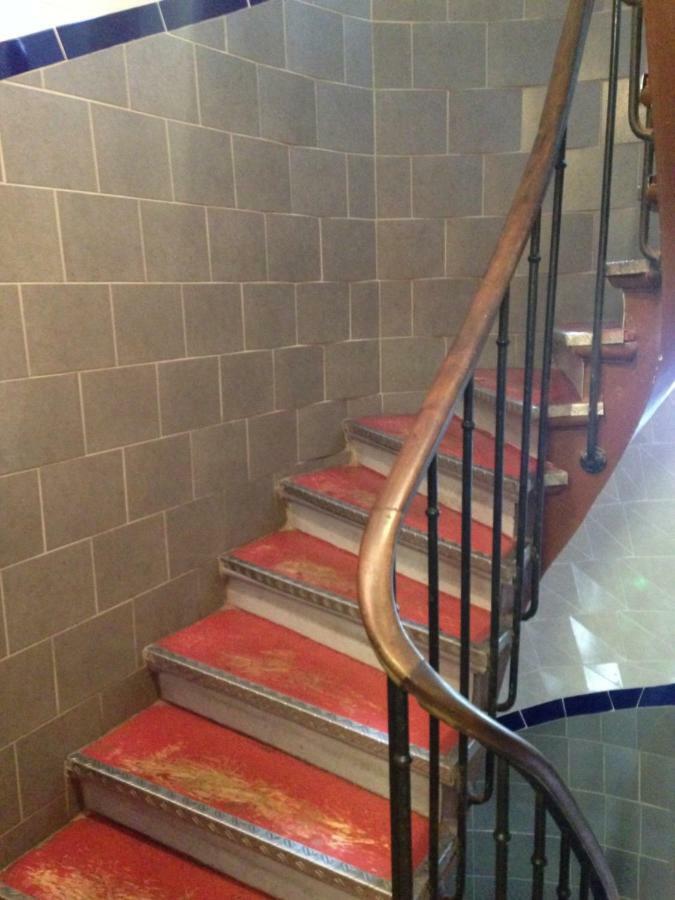 Hotel Cyrano Voltaire Paris Ngoại thất bức ảnh